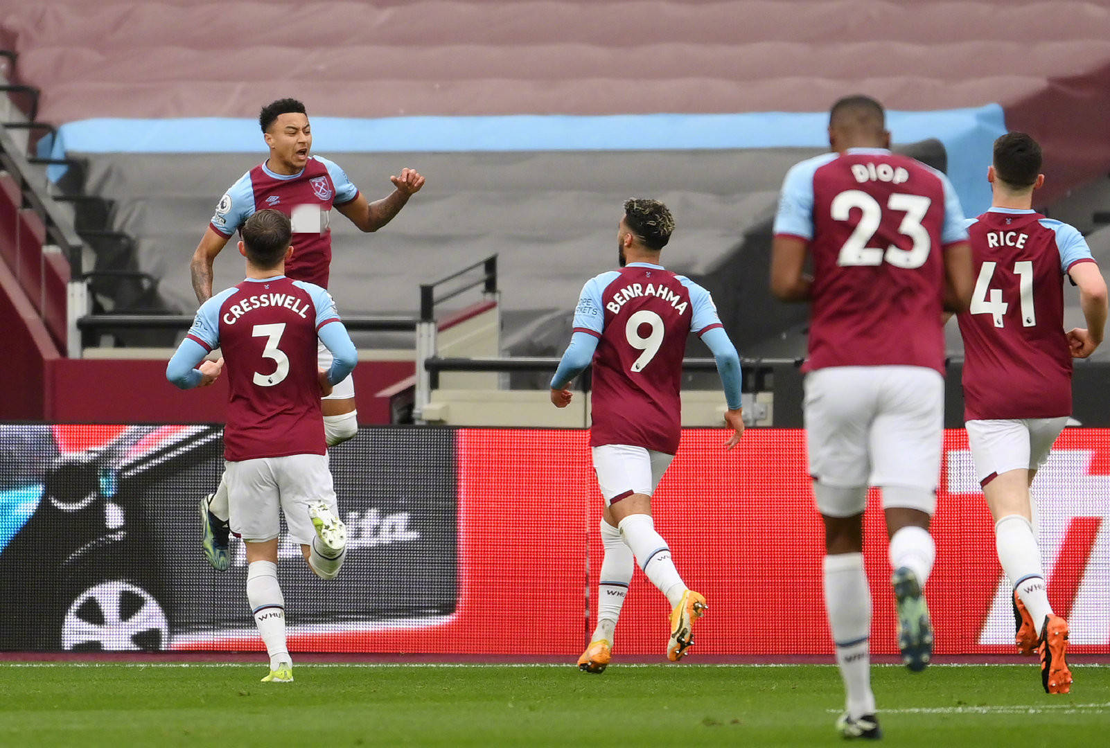 尤其是在外 尤其是在外